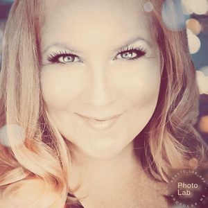 Meet your Posher, Janet